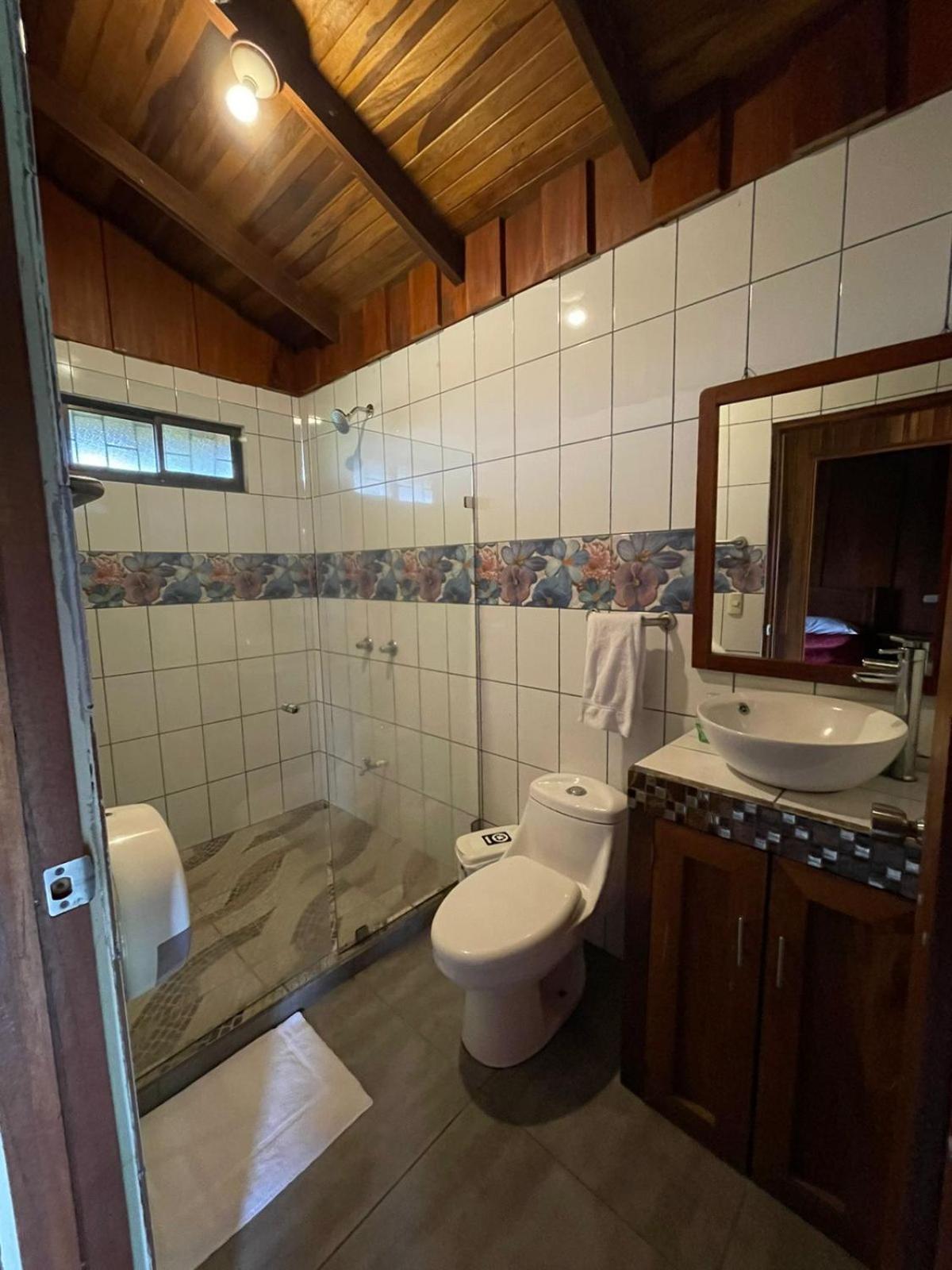 Cabinas La Catarata La Fortuna Εξωτερικό φωτογραφία